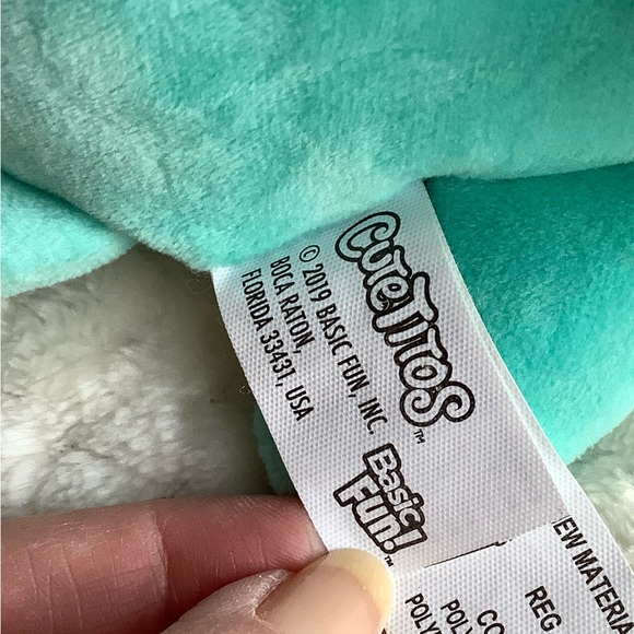 Cutetitos Basic Fun Luvito Chihuahito Plush Puppy Dog Chihuahua w Chili Pepper - Picture 11 of 14